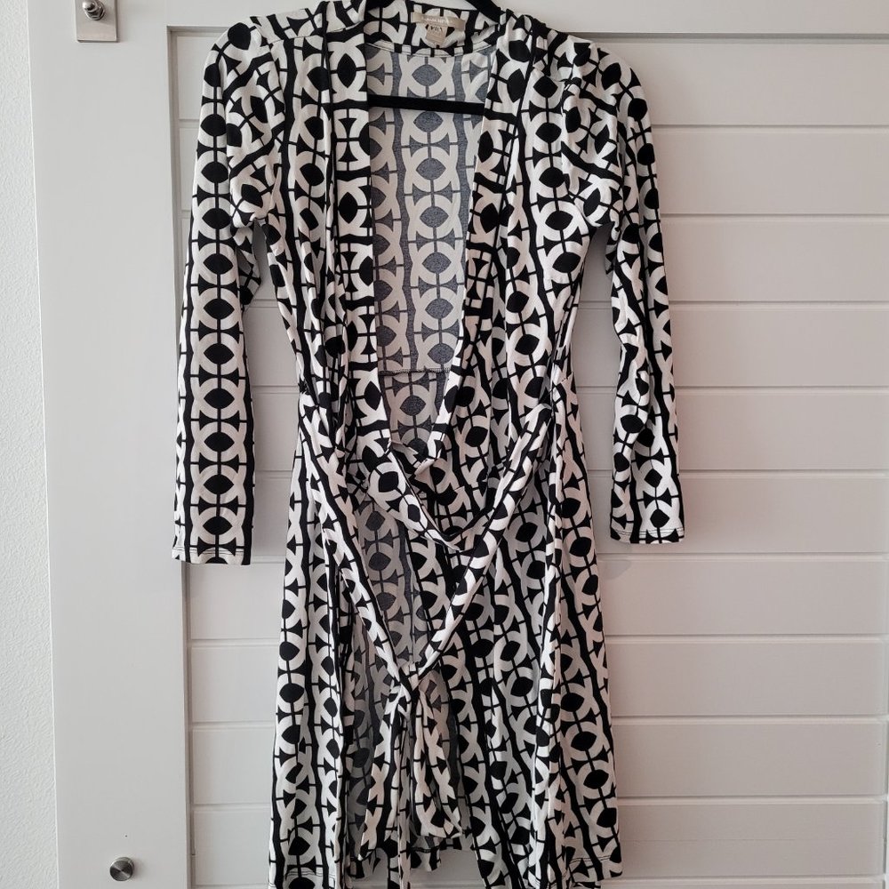 Banana Republic Wrap Dress B&W